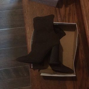 Ankle boots